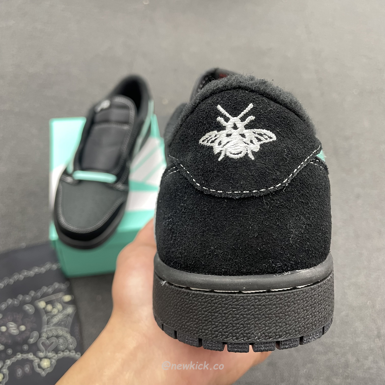 Air Jordan 1 Low Dazzles With Tiffany Cus Travis Dm7866 311 (4) - www.newkick.vip